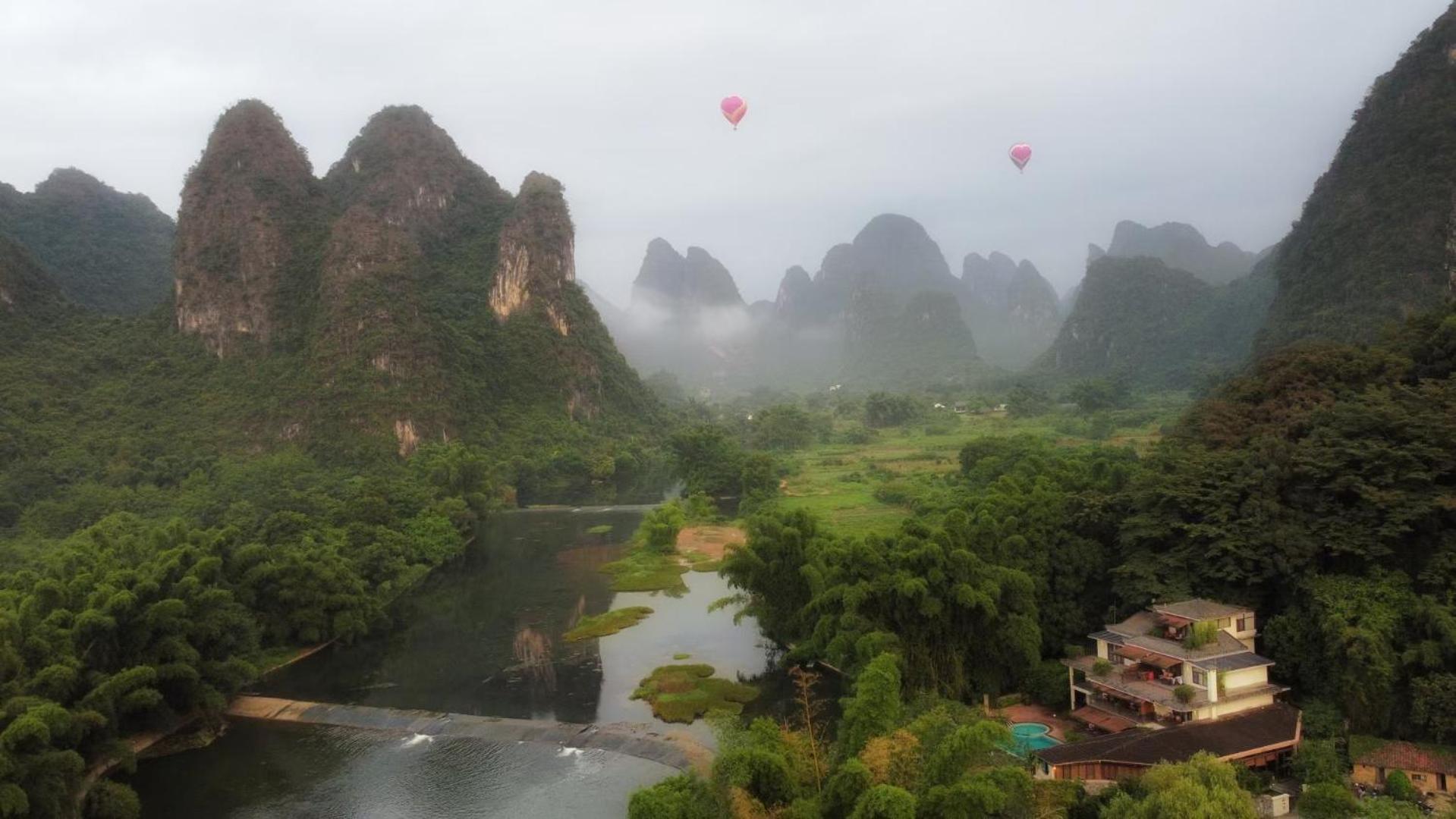 Moondance Boutique Resort Yangshuo Exterior foto